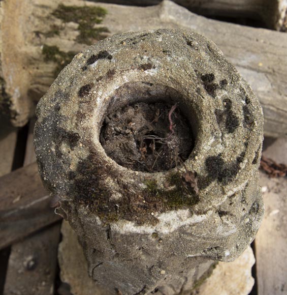 Set of Rocaille style cement posts Set of Rocaille style cement posts-9