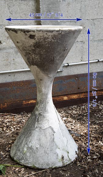 Pair of planters model Pair of planters model