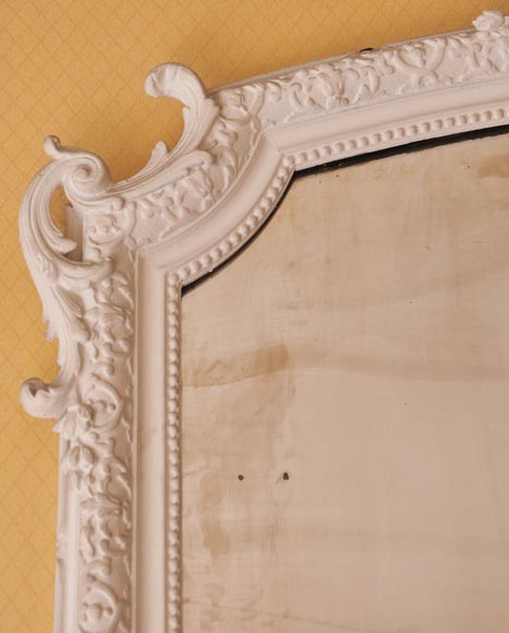 Antique Regency style trumeau with an openwork pediment adorned with a large shell Antique Regency style trumeau with an openwork pediment adorned with a large shell-3