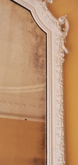 Antique Regency style trumeau with an openwork pediment adorned with a large shell Antique Regency style trumeau with an openwork pediment adorned with a large shell-4