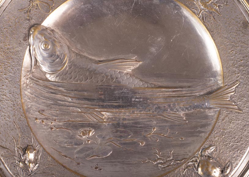 Silver plated metal plate with japanese decoration of a carp and insects Silver plated metal plate with japanese decoration of a carp and insects-1