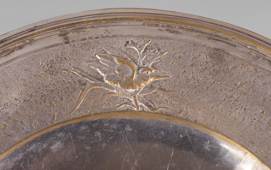 Silver plated metal plate with japanese decoration of a carp and insects Silver plated metal plate with japanese decoration of a carp and insects-4