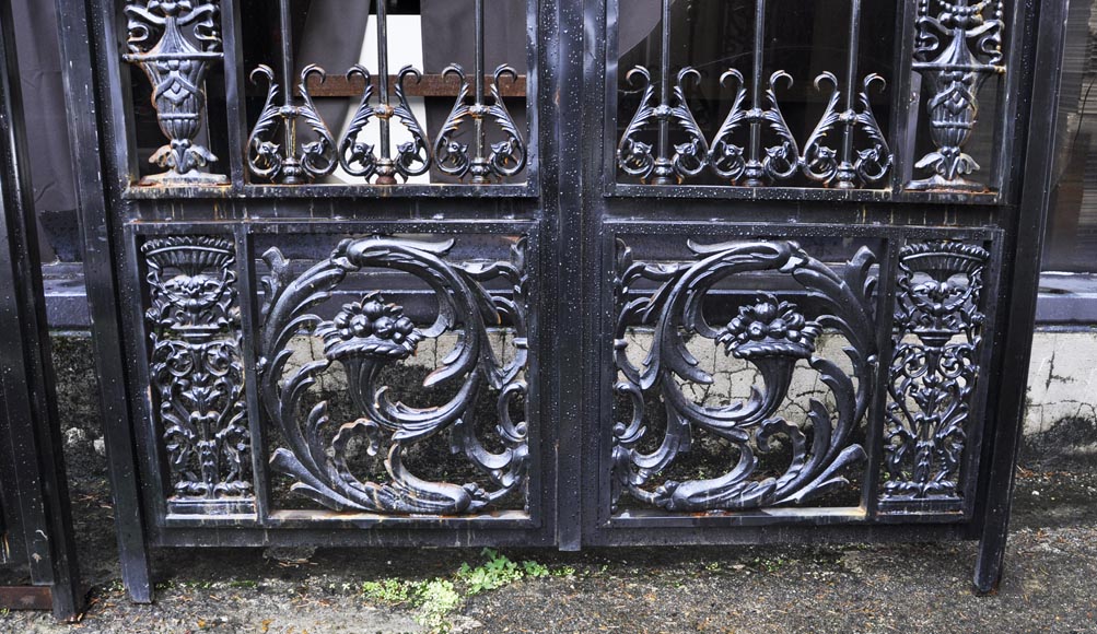 Set of four modern cast iron double doors in the style of 18th century gates-8