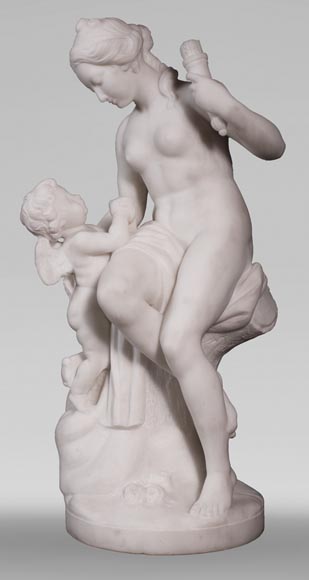 Etienne Maurice FALCONET (from) - Venus removing Cupid's quiver, in Carrara marble Etienne Maurice FALCONET (from) - Venus removing Cupid's quiver, in Carrara marble-1