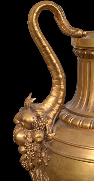 Ferdinand Barbedienne (1810-1892), Large Antique-Style Gilt Bronze Vase Ferdinand Barbedienne (1810-1892), Large Antique-Style Gilt Bronze Vase-3