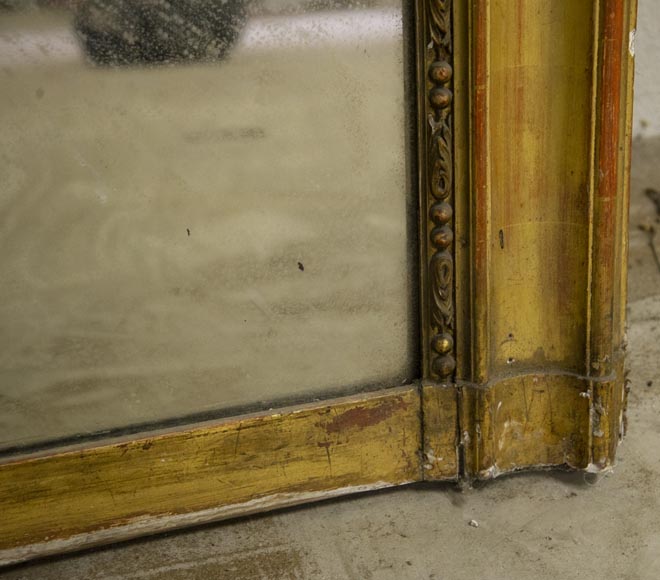 Antique Louis XVI style gilded trumeau decorated with a frieze of pearls Antique Louis XVI style gilded trumeau decorated with a frieze of pearls-4