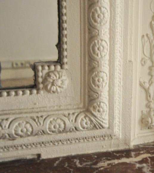 Small trumeau painted in white with roses Small trumeau painted in white with roses -4