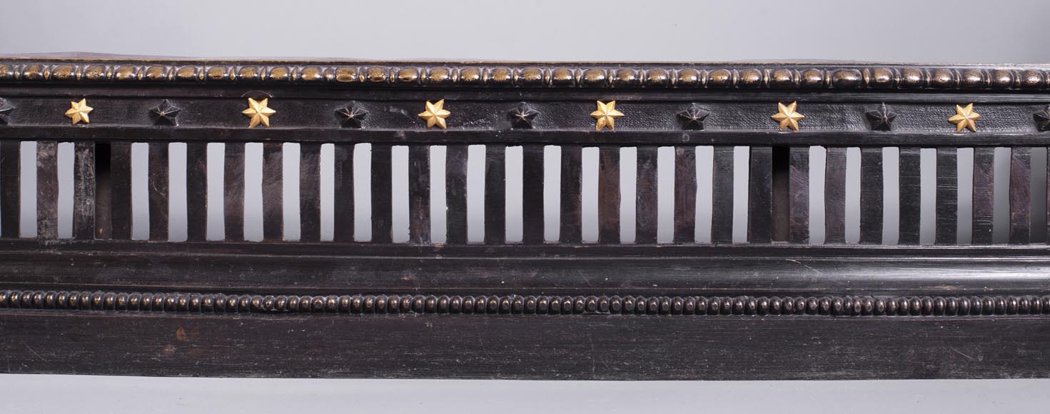 Two-patina bronze winged sphinx fire fender Two-patina bronze winged sphinx fire fender-6