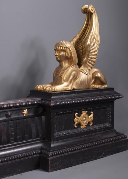 Two-patina bronze winged sphinx fire fender Two-patina bronze winged sphinx fire fender-7