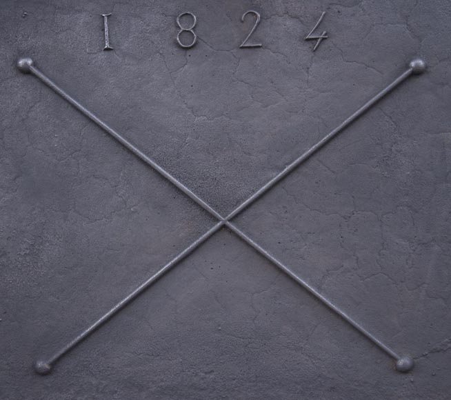 Antique fireback with Saint Andrew's Cross decoration dated 1824 Antique fireback with Saint Andrew's Cross decoration dated 1824-2