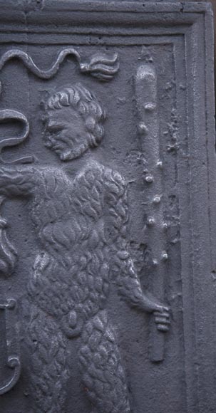 Antique fireback with two savages armed with masses Antique fireback with two savages armed with masses-4