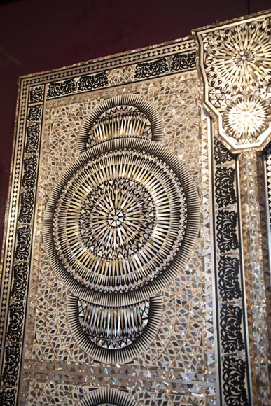 Pair of lacquered sliding double doors with mother-of-pearl decor Pair of lacquered sliding double doors with mother-of-pearl decor-3