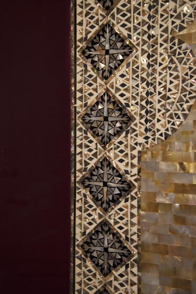 Pair of lacquered sliding double doors with orientalist mother-of-pearl decor Pair of lacquered sliding double doors with orientalist mother-of-pearl decor-6