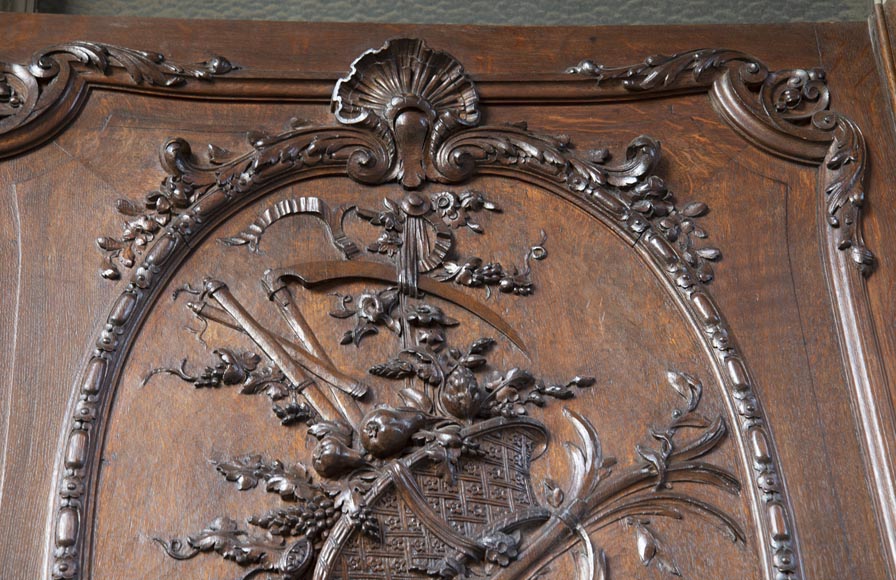 Set of carved oak panelling from the end of the 19th century Set of carved oak panelling from the end of the 19th century-2