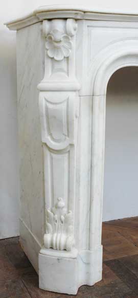 Louis XV style mantel white marble with console jambs Louis XV style mantel white marble with console jambs-7