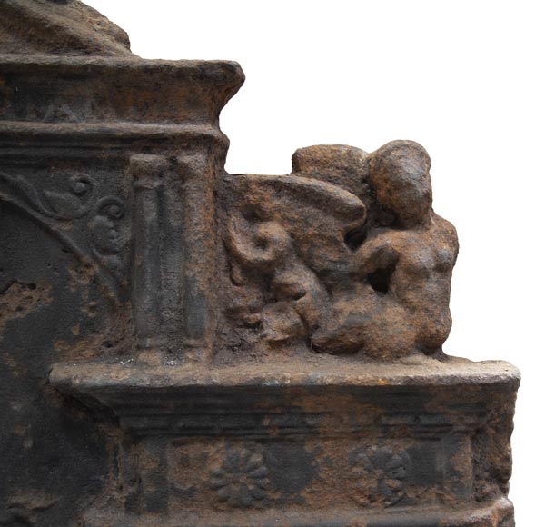 Important fireback with the coat of arms of Germain du val Important fireback with the coat of arms of Germain du val-3