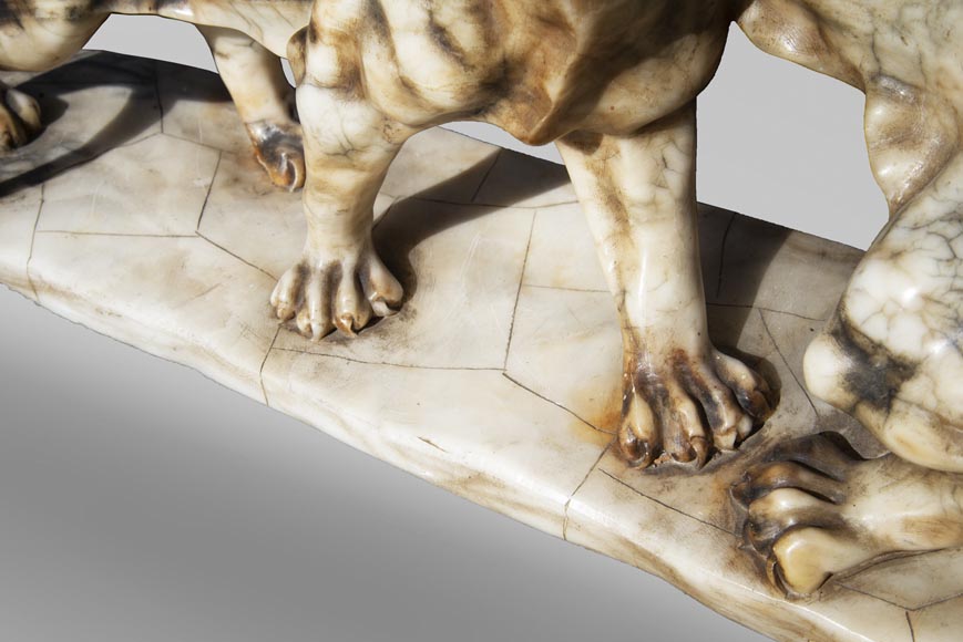 Group in carved veined alabaster representing two panthers Group in carved veined alabaster representing two panthers-5