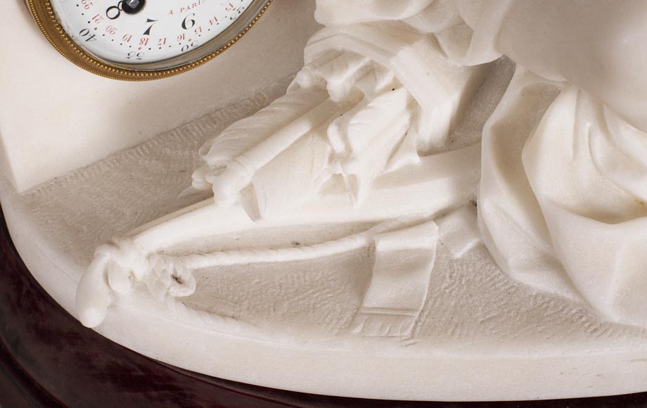 Pendulum from a model by Jean Baptiste Pigalle in Carrara marble from the end of the 19th century Pendulum from a model by Jean Baptiste Pigalle in Carrara marble from the end of the 19th century-8