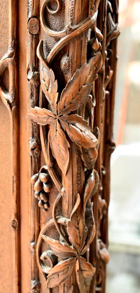 TAHAN (attributed to) — Large carved walnut armoire with mirror and naturalist decoration TAHAN (attributed to) — Large carved walnut armoire with mirror and naturalist decoration-16