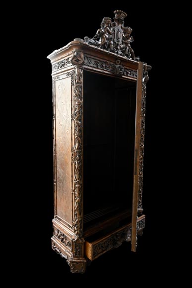 TAHAN (attributed to) — Large carved walnut armoire with mirror and naturalist decoration TAHAN (attributed to) — Large carved walnut armoire with mirror and naturalist decoration-17