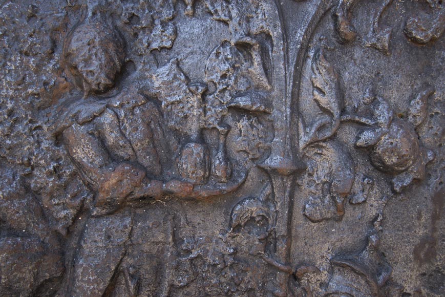 18th century fireback with chinoiserie decoration 18th century fireback with chinoiserie decoration-3