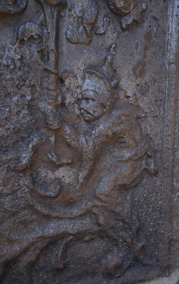 18th century fireback with chinoiserie decoration 18th century fireback with chinoiserie decoration-7