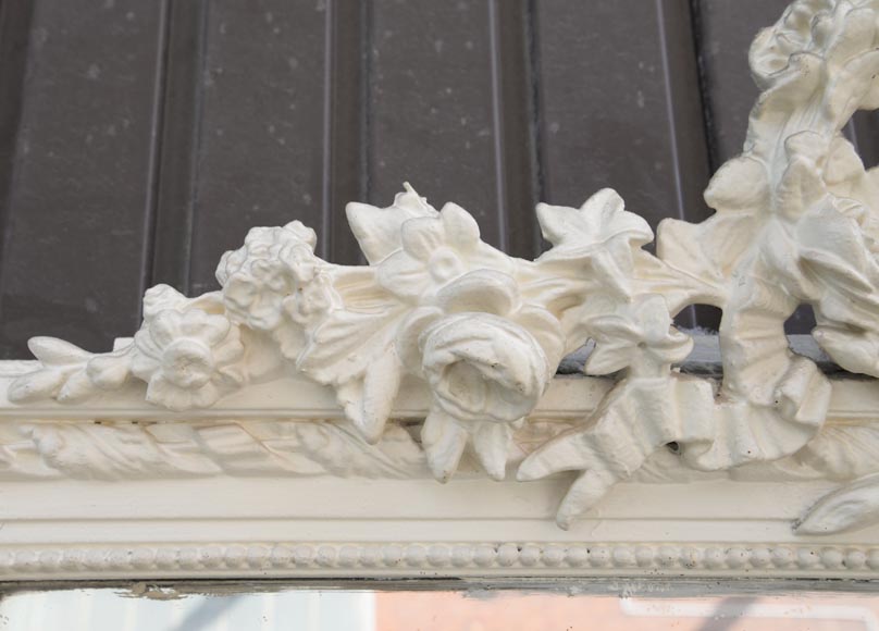 Antique Louis XVI style trumeau with a pediment decorated with a bird Antique Louis XVI style trumeau with a pediment decorated with a bird-3