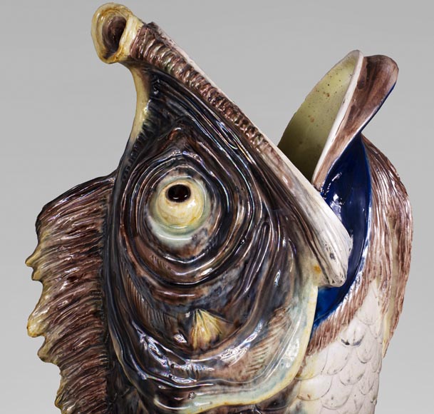 Earthenware umbrella holder representing a fish coming out of a wave Earthenware umbrella holder representing a fish coming out of a wave-2