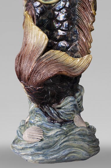 Earthenware umbrella holder representing a fish coming out of a wave Earthenware umbrella holder representing a fish coming out of a wave-7