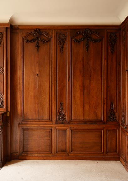 Carved oak woodwork transition style, end of the 19th century Carved oak woodwork transition style, end of the 19th century-4