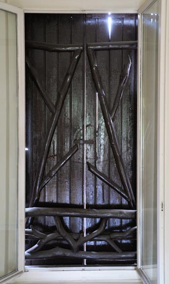 Original set of a pair of wooden shutters and railings, rustic style, mid-19th centur Original set of a pair of wooden shutters and railings, rustic style, mid-19th centur-4