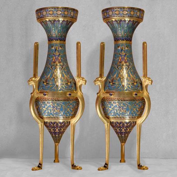 Louis-Constant SÉVIN (1821-1888) and Ferdinand BARBEDIENNE (1810-1892), Exceptional Pair of Ornamental Vases in Bronze and Enamel, model presented during the International Exhibition of London in 1862 Louis-Constant SÉVIN (1821-1888) and Ferdinand BARBEDIENNE (1810-1892), Exceptional Pair of Ornamental Vases in Bronze and Enamel, model presented during the International Exhibition of London in 1862-0