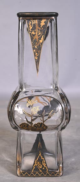 The Escalier de Cristal, a baluster vase on a bronze stand and a pair of bamboo vases in Japonesque crystal The Escalier de Cristal, a baluster vase on a bronze stand and a pair of bamboo vases in Japonesque crystal-21