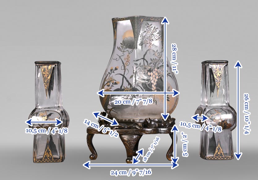 The Escalier de Cristal, a baluster vase on a bronze stand and a pair of bamboo vases in Japonesque crystal The Escalier de Cristal, a baluster vase on a bronze stand and a pair of bamboo vases in Japonesque crystal-26