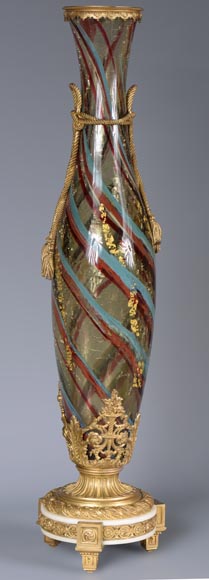 Ernest LEVEILLE - Exceptional cracked glass vase with polychrome and gilt insert decor on a gilt bronze mount, circa1890 Ernest LEVEILLE - Exceptional cracked glass vase with polychrome and gilt insert decor on a gilt bronze mount, circa1890-4