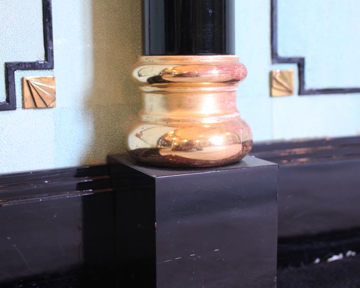 Emilio Terry (1890 -1869) (in the taste of) Round piece with shagreen wallpaper, late 20th century Emilio Terry (1890 -1869) (in the taste of) Round piece with shagreen wallpaper, late 20th century-5