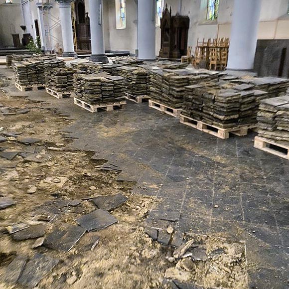 Large 280m² set of black stone tiles from Soignies, 19th century Large 280m² set of black stone tiles from Soignies, 19th century-0