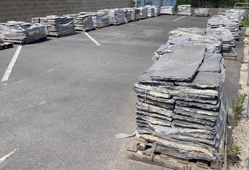 Large 280m² set of black stone tiles from Soignies, 19th century Large 280m² set of black stone tiles from Soignies, 19th century-13