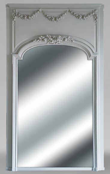 Large Louis XVI style trumeau with a flower garland Large Louis XVI style trumeau with a flower garland-0