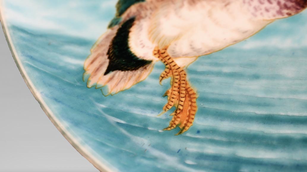 Théodore DECK (1823-1891), Earthenware dish with a flying mallard Théodore DECK (1823-1891), Earthenware dish with a flying mallard-3