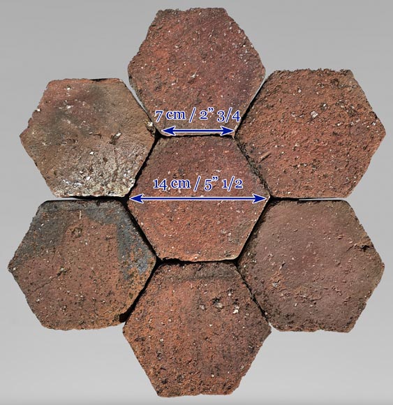 Batch of 2.4 m² of small antique hexagonal terracotta tiles, 19th century Batch of 2.4 m² of small antique hexagonal terracotta tiles, 19th century-6