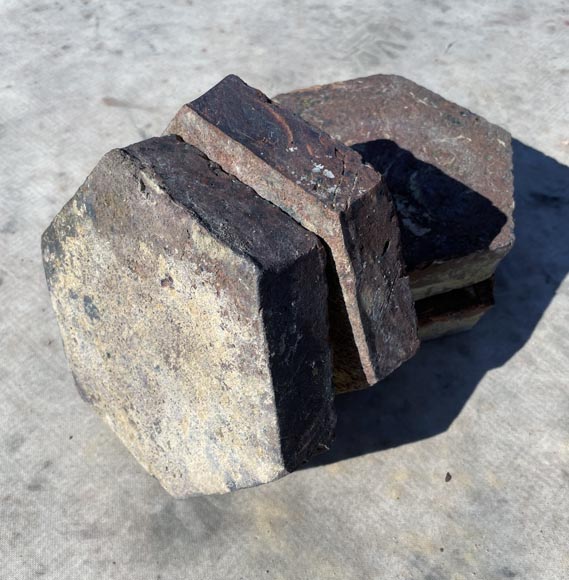 Small batch of 1,5 m² of antique hexagonal terracotta tiles Small batch of 1,5 m² of antique hexagonal terracotta tiles-2