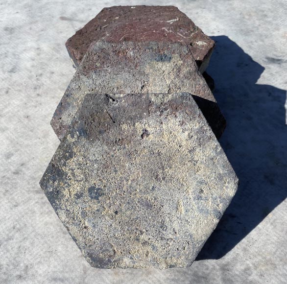 Small batch of 1,5 m² of antique hexagonal terracotta tiles Small batch of 1,5 m² of antique hexagonal terracotta tiles-3