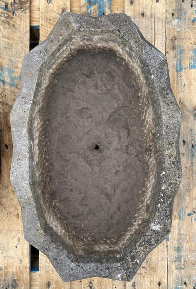 Pair of oval planters in stone Pair of oval planters in stone-4