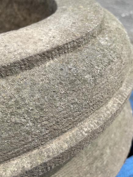 Important moulded oval planter Important moulded oval planter-5