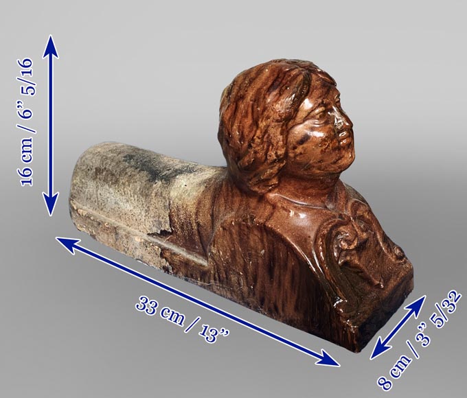 Surprising pair of varnished earth depicting a woman bust, North Italy, circa 1850 Surprising pair of varnished earth depicting a woman bust, North Italy, circa 1850-5