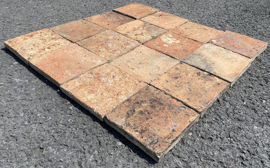 Set of 5,5 m² of terracotta floor tiles in square shape Set of 5,5 m² of terracotta floor tiles in square shape-1