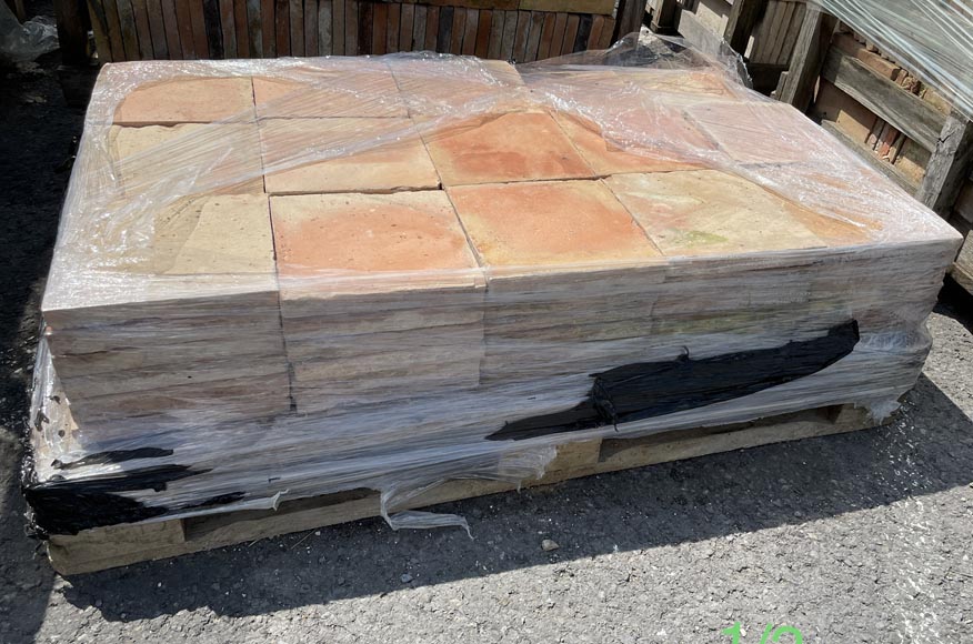 Set of around 17 m² of terracotta floor tiles Set of around 17 m² of terracotta floor tiles-5