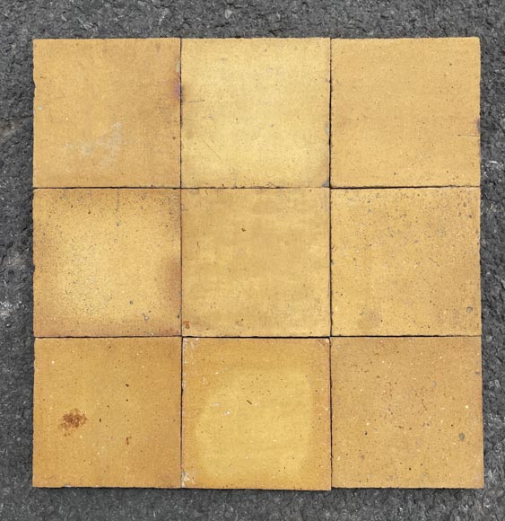 Set of around 15 m² of terracotta floor tiles in square shape Set of around 15 m² of terracotta floor tiles in square shape-0