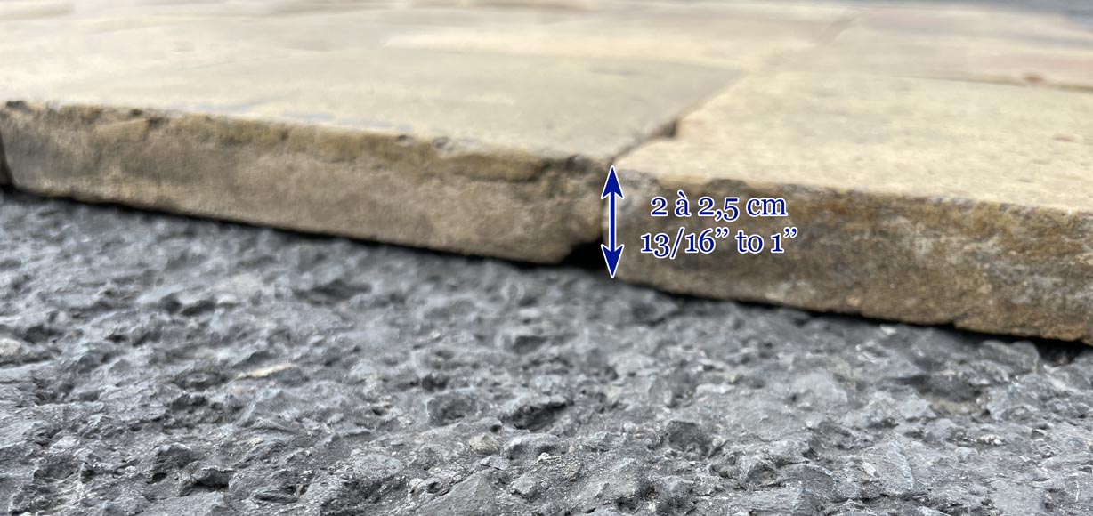 Important set of around 330 m² of terracotta floor tiles Important set of around 330 m² of terracotta floor tiles-3